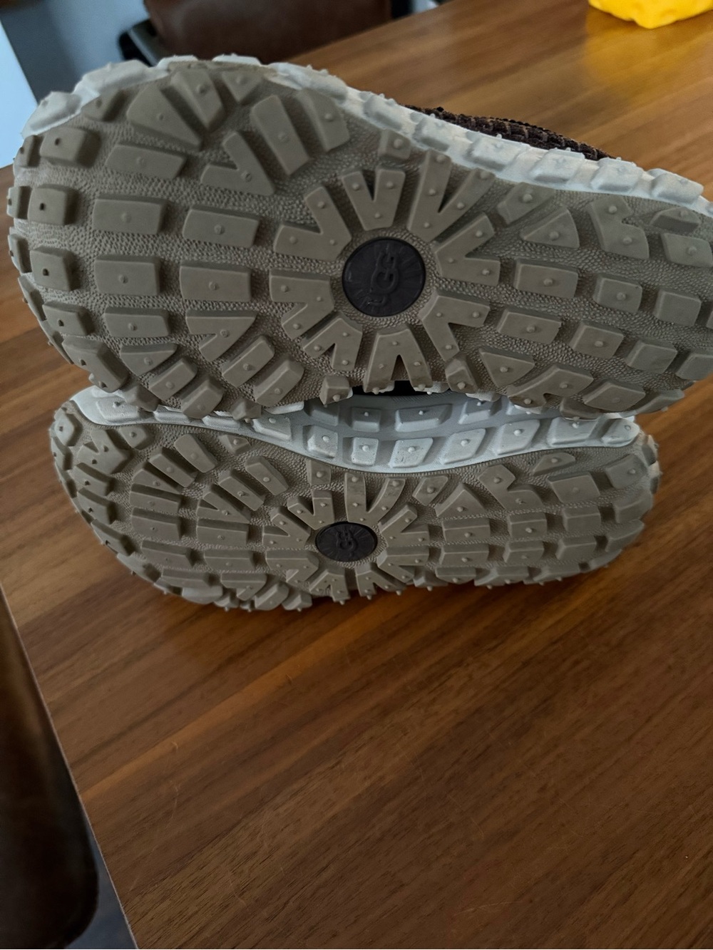 UGG Venture Daze Clogs - Picture 4 of 4